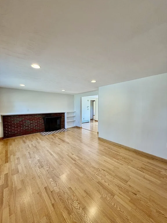 3 bed, 3 bath apartment for rent at 4 Rutledge Rd Unit 4, Natick — photo 4 of 20