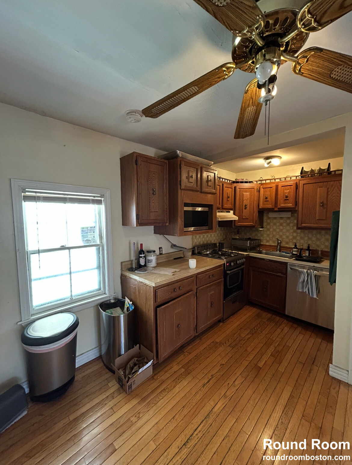 5 bed, 2 bath apartment for rent at 4 Saint Mary Rd Unit 1, Mid-Cambridge — photo 9 of 25