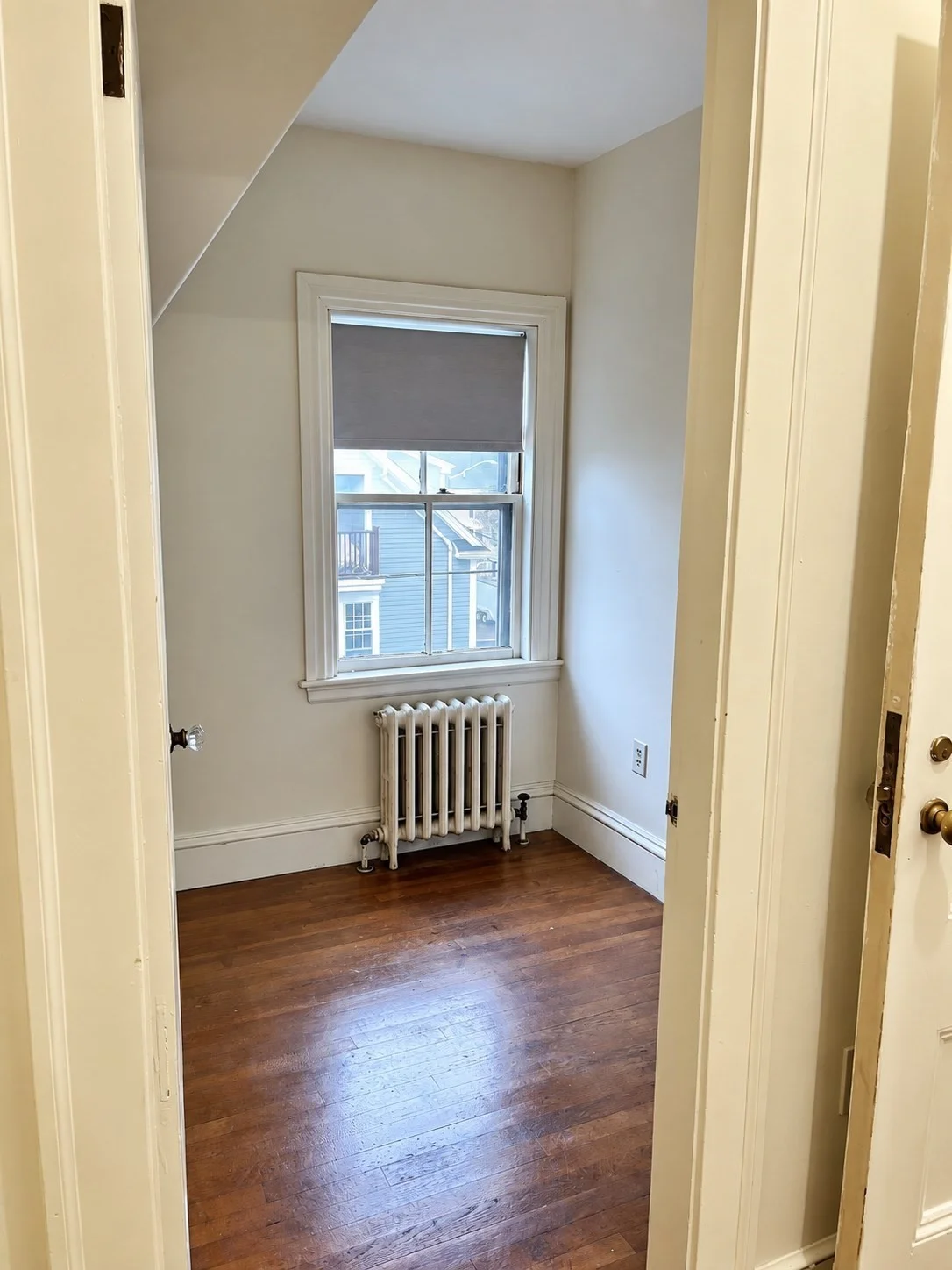 1 bed, 1 bath apartment for rent at 4 Saunders St Unit 3R, Salem — photo 5 of 10