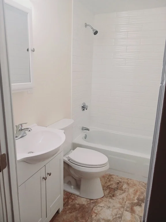 1 bed, 1 bath apartment for rent at 4 Sawyer Pl Unit 1, Plymouth — photo 5 of 7