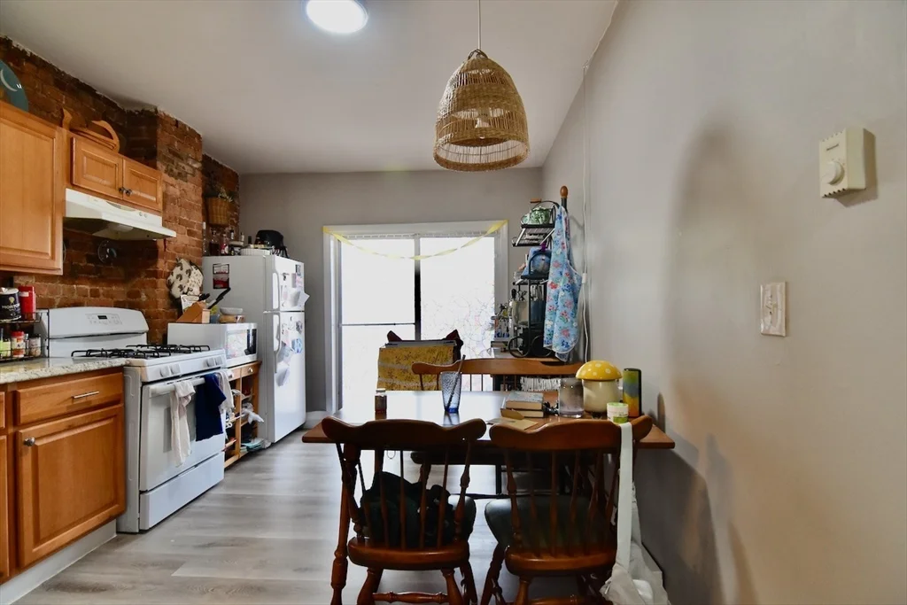 2 bed, 1 bath apartment for rent at 4 Saxton St Unit 2, Dorchester — photo 6 of 14