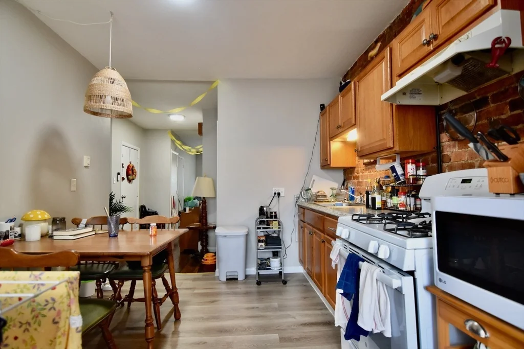 2 bed, 1 bath apartment for rent at 4 Saxton St Unit 2, Dorchester — photo 7 of 14