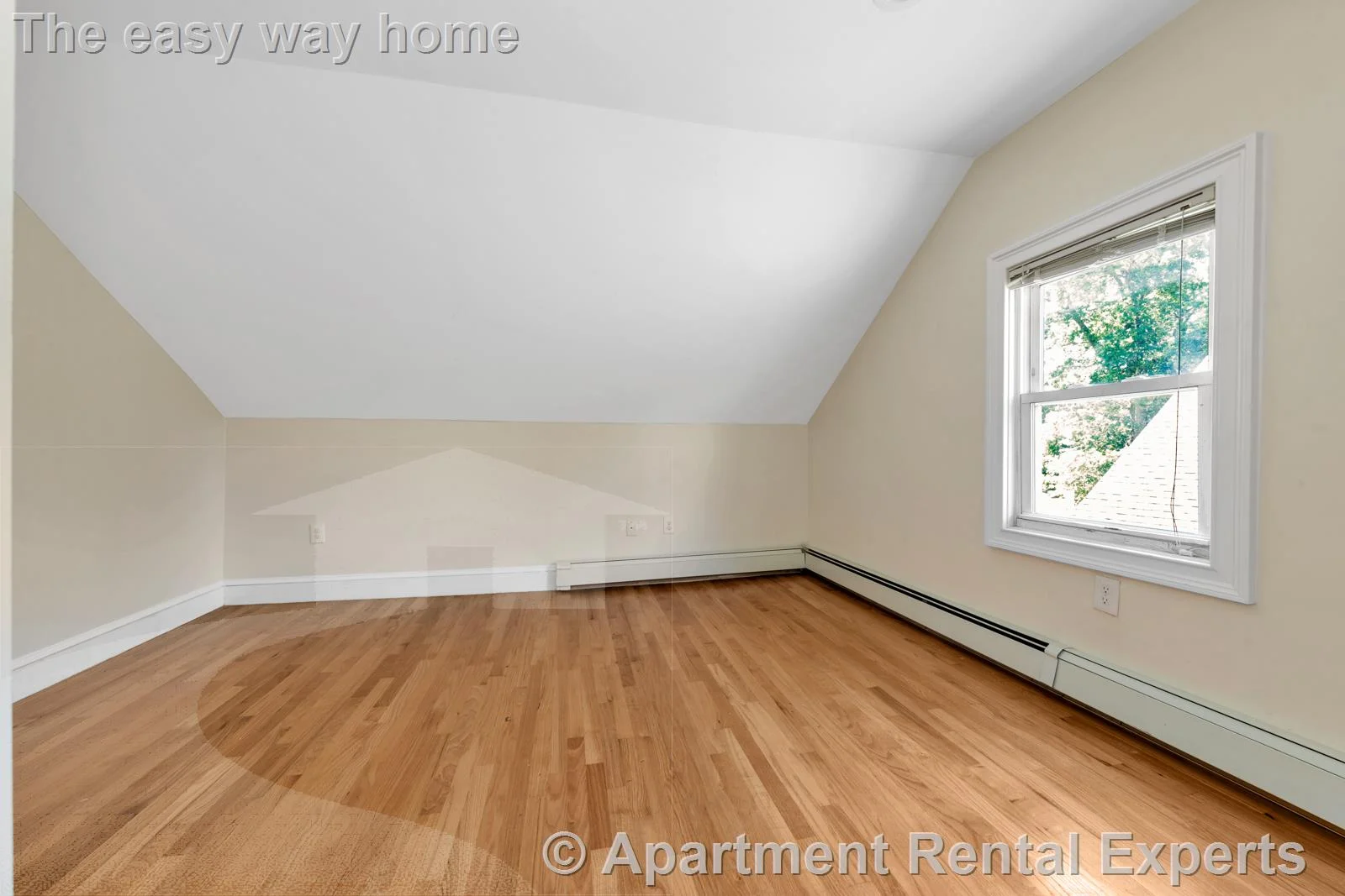 4 bed, 3 bath apartment for rent at 4 School St Unit 2, Jamaica Plain — photo 11 of 20