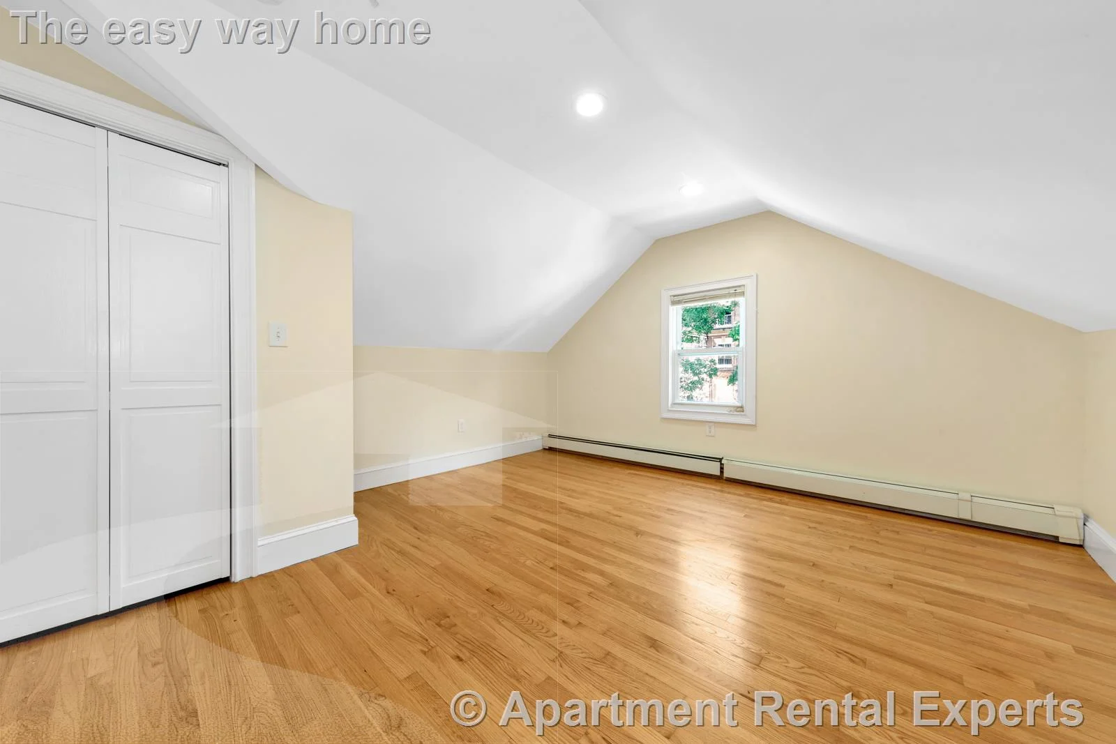 4 bed, 3 bath apartment for rent at 4 School St Unit 2, Jamaica Plain — photo 12 of 20