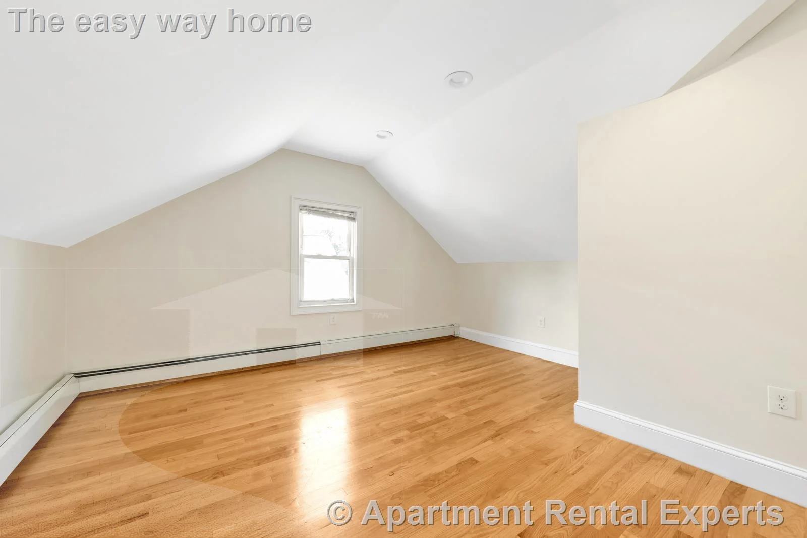 4 bed, 3 bath apartment for rent at 4 School St Unit 2, Jamaica Plain — photo 9 of 20