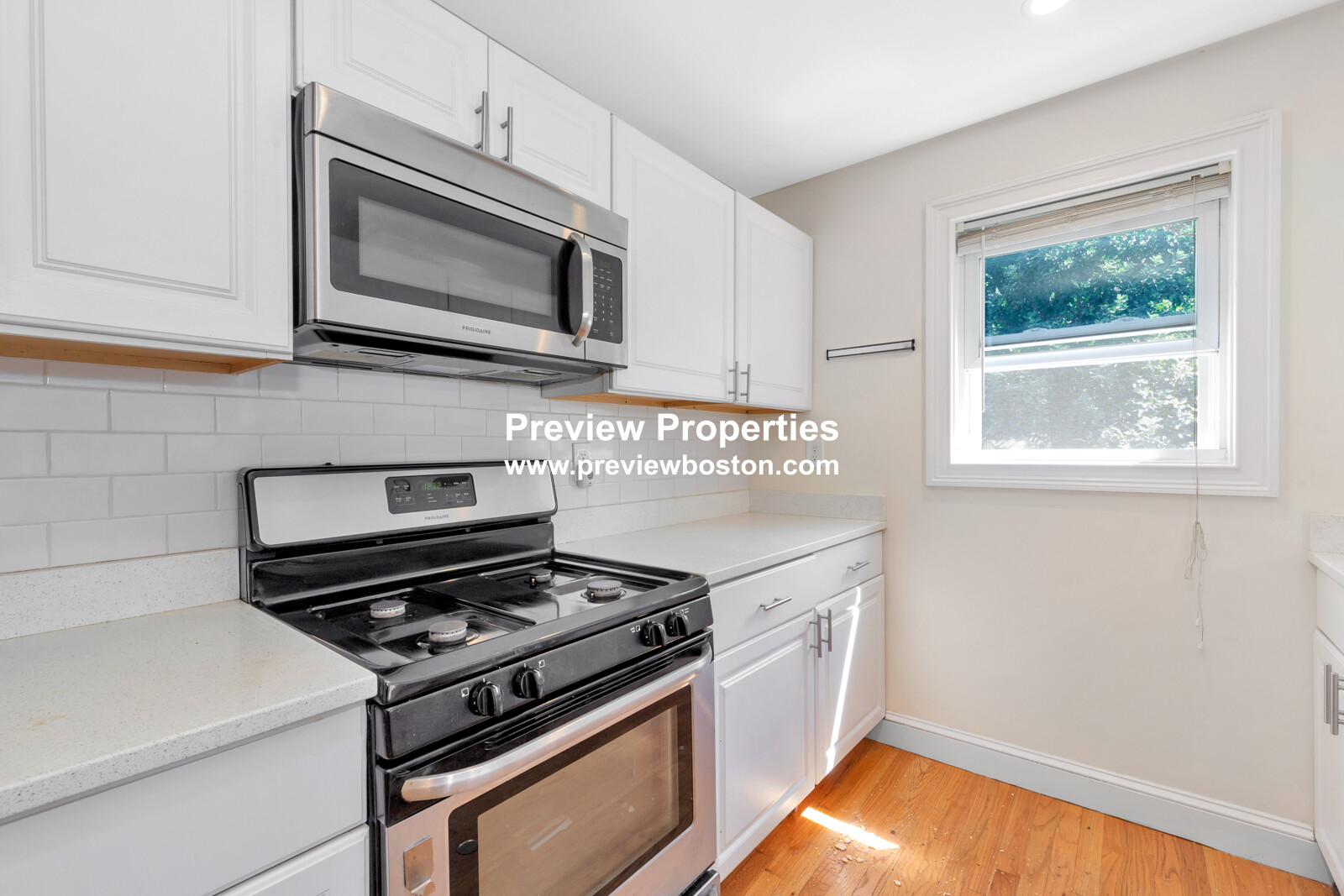 4 bed, 3 bath apartment for rent at 4 School St Unit 2P, Roxbury — photo 12 of 41