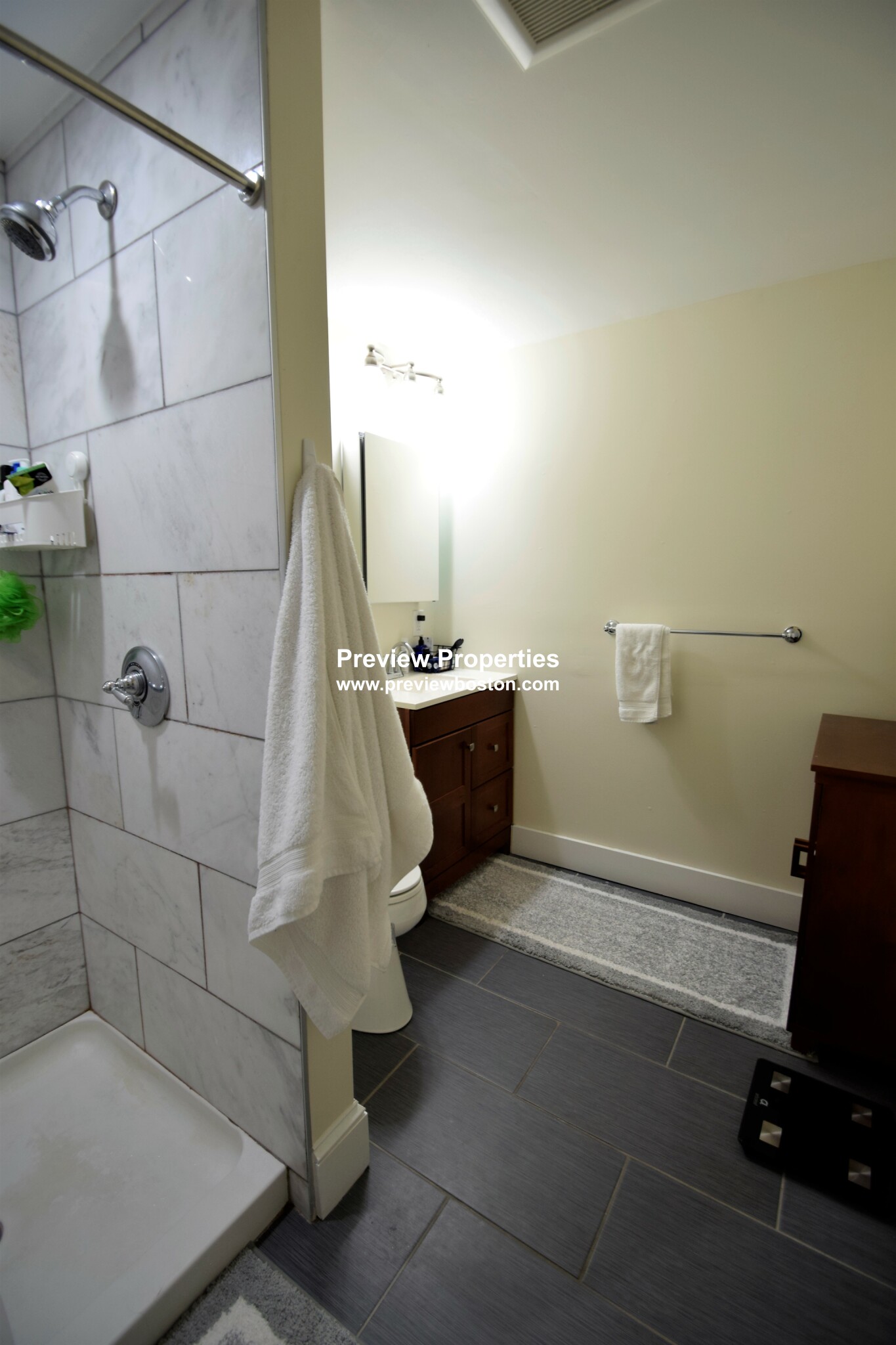 4 bed, 3 bath apartment for rent at 4 School St Unit 2P, Roxbury — photo 25 of 41