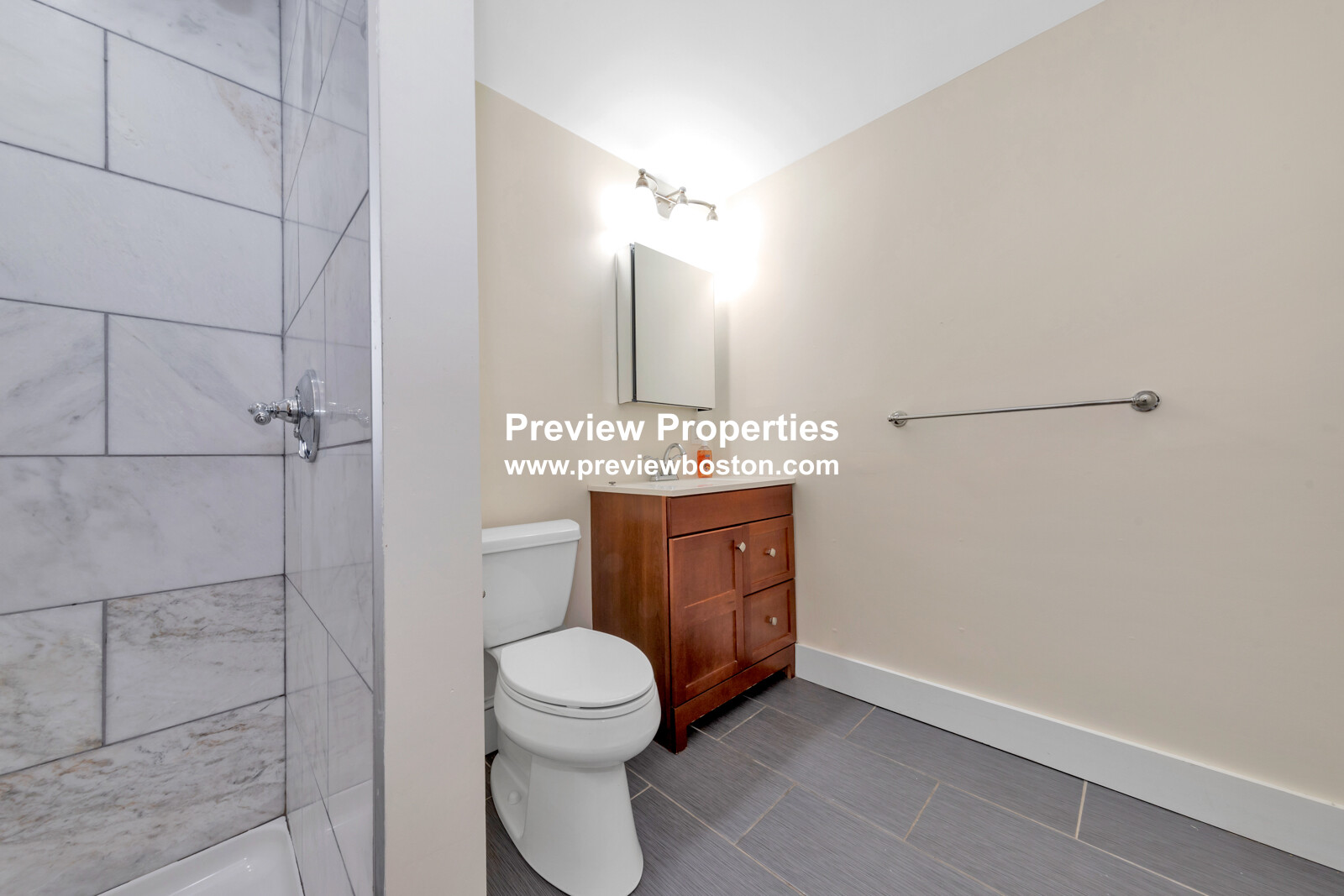 4 bed, 3 bath apartment for rent at 4 School St Unit 2P, Roxbury — photo 3 of 41