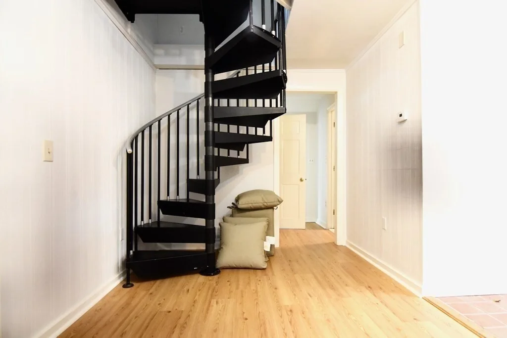 2 bed, 1 bath apartment for rent at 4 School St Unit 4, Milton Center — photo 9 of 25