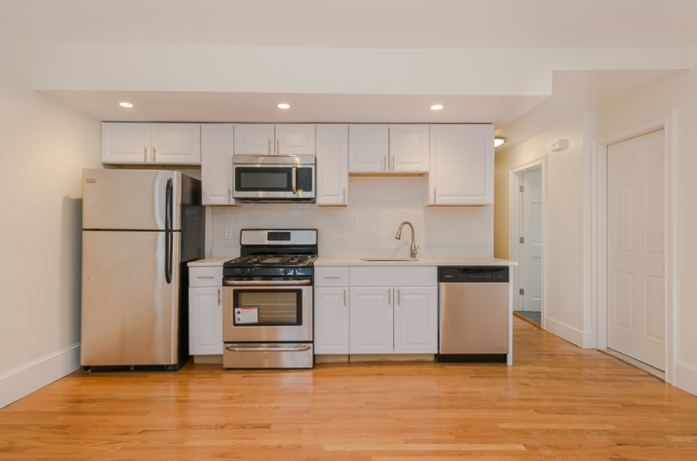 2 bed, 2 bath apartment for rent at 4 School Street Pl Unit 1, Jamaica Plain — photo 3 of 16