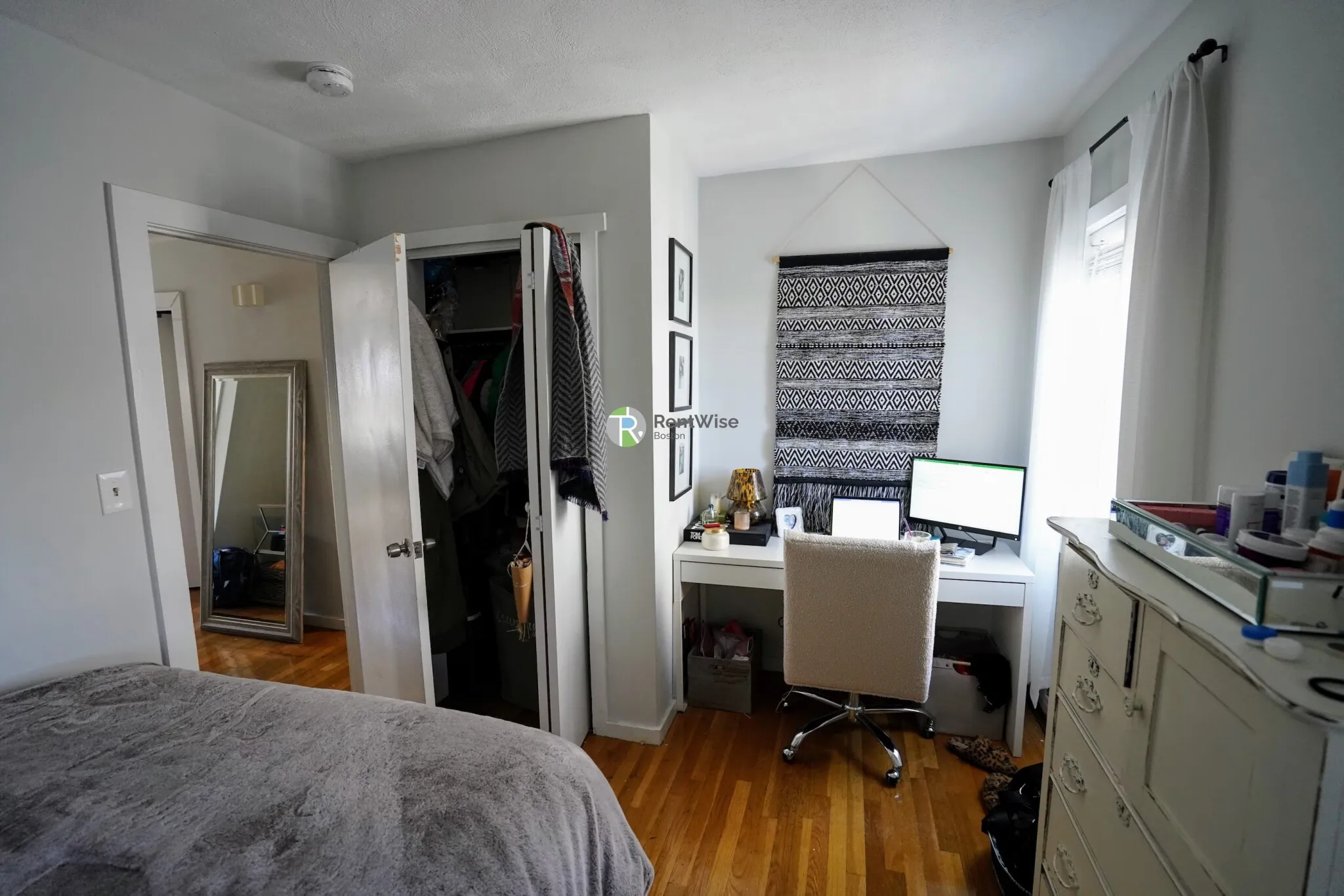 2 bed, 1 bath apartment for rent at 4 Schrepel Pl Unit 3, South Boston — photo 25 of 39