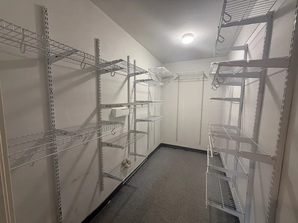 2 bed, 1 bath apartment for rent at 4 Shadowbrook Ln Unit 30, Milford — photo 31 of 36