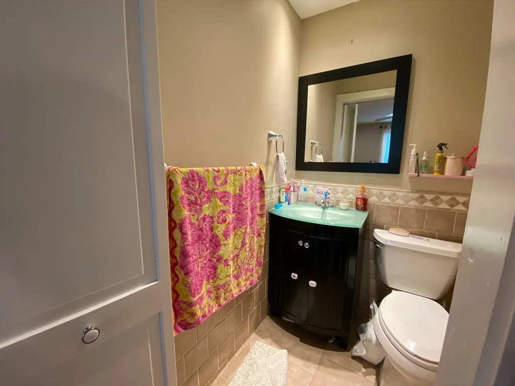 2 bed, 1 bath apartment for rent at 4 Shadowbrook Ln Unit 30, Milford — photo 26 of 36