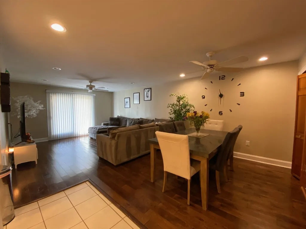 2 bed, 1 bath apartment for rent at 4 Shadowbrook Ln Unit 30, Milford — photo 15 of 36