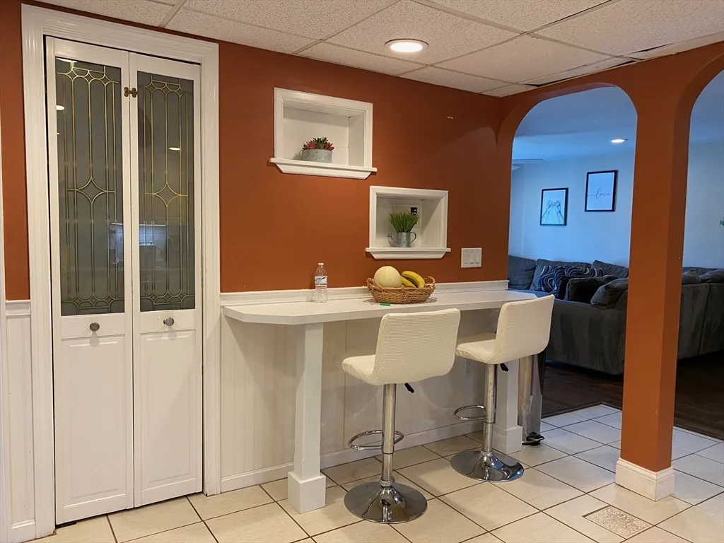 2 bed, 1 bath apartment for rent at 4 Shadowbrook Ln Unit 30, Milford — photo 8 of 36