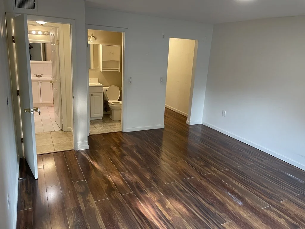 2 bed, 1 bath apartment for rent at 4 Shadowbrook Ln Unit 6, Milford — photo 10 of 24