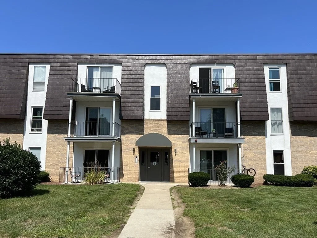 2 bed, 1 bath apartment for rent at 4 Shadowbrook Ln Unit 6, Milford — photo 18 of 24