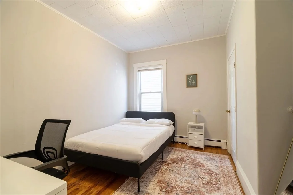 2 bed, 1 bath apartment for rent at 4 Sherman St Unit 1, Harvard Square — photo 4 of 8