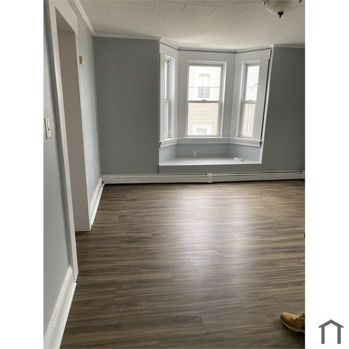 2 bed, 1 bath apartment for rent at 4 Sherman Unit 2, Peabody — photo 2 of 6
