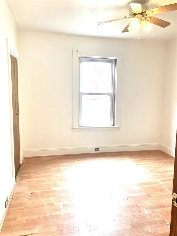 2 bed, 1 bath apartment for rent at 4 Sisson Ter Unit 1, East Lynn — photo 16 of 16