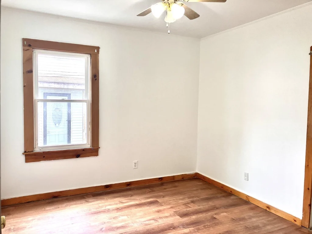 2 bed, 1 bath apartment for rent at 4 Sisson Ter Unit 1, East Lynn — photo 15 of 16