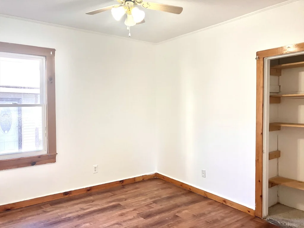 2 bed, 1 bath apartment for rent at 4 Sisson Ter Unit 1, East Lynn — photo 11 of 16