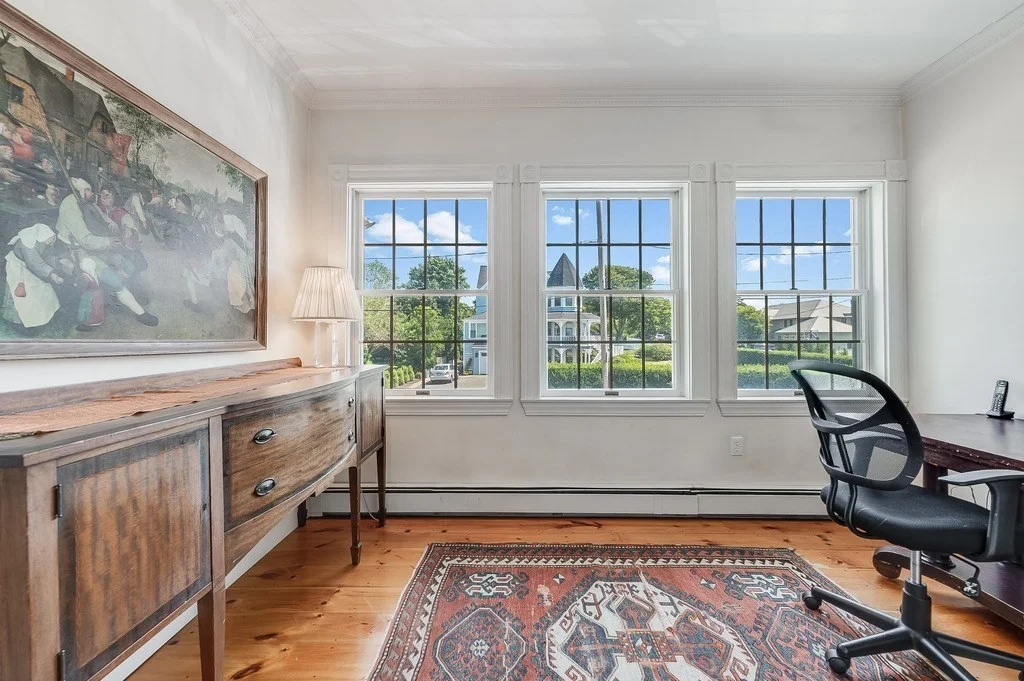5 bed, 3 bath apartment for rent at 4 Spray Ave Unit SF, Marblehead — photo 4 of 34