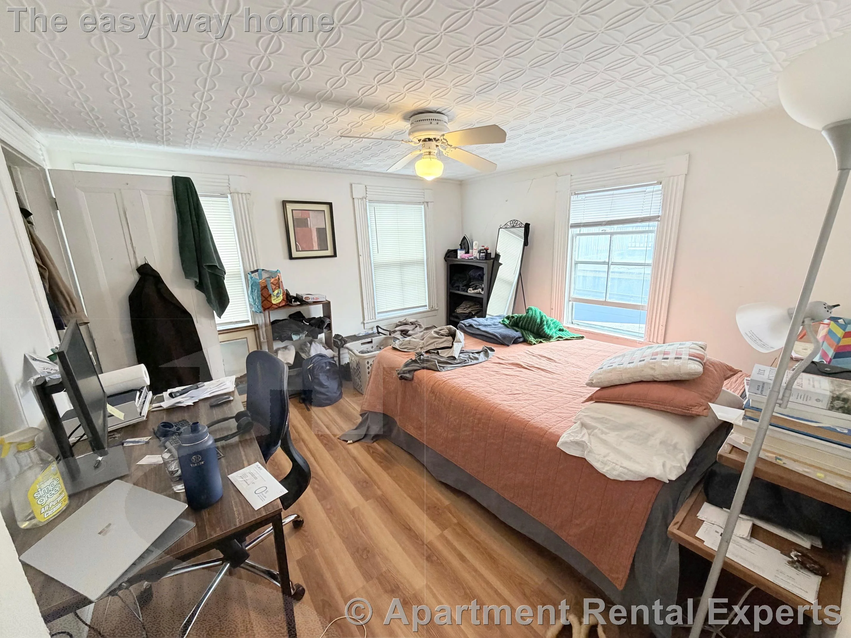 4 bed, 2 bath apartment for rent at 4 Saint Mary Rd, Central Square — photo 13 of 25