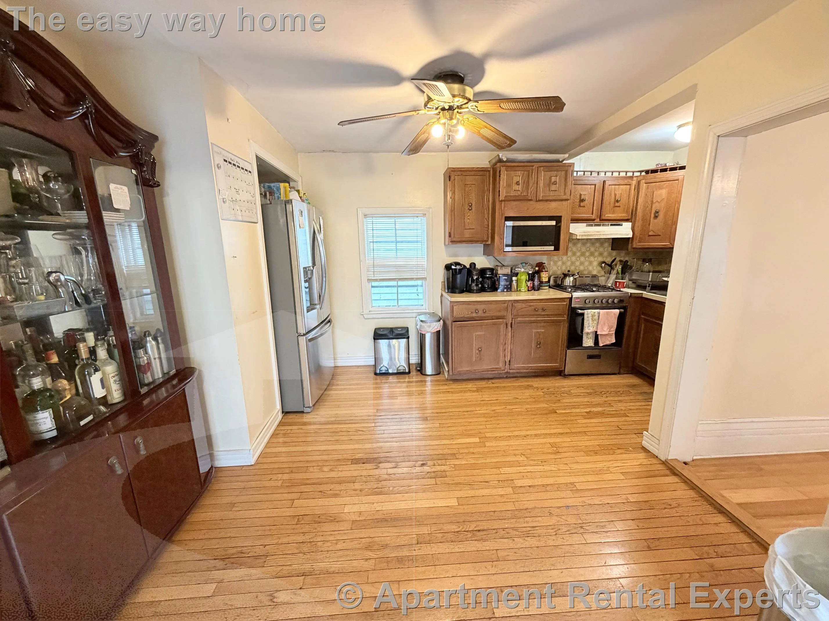 4 bed, 2 bath apartment for rent at 4 Saint Mary Rd, Central Square — photo 5 of 25