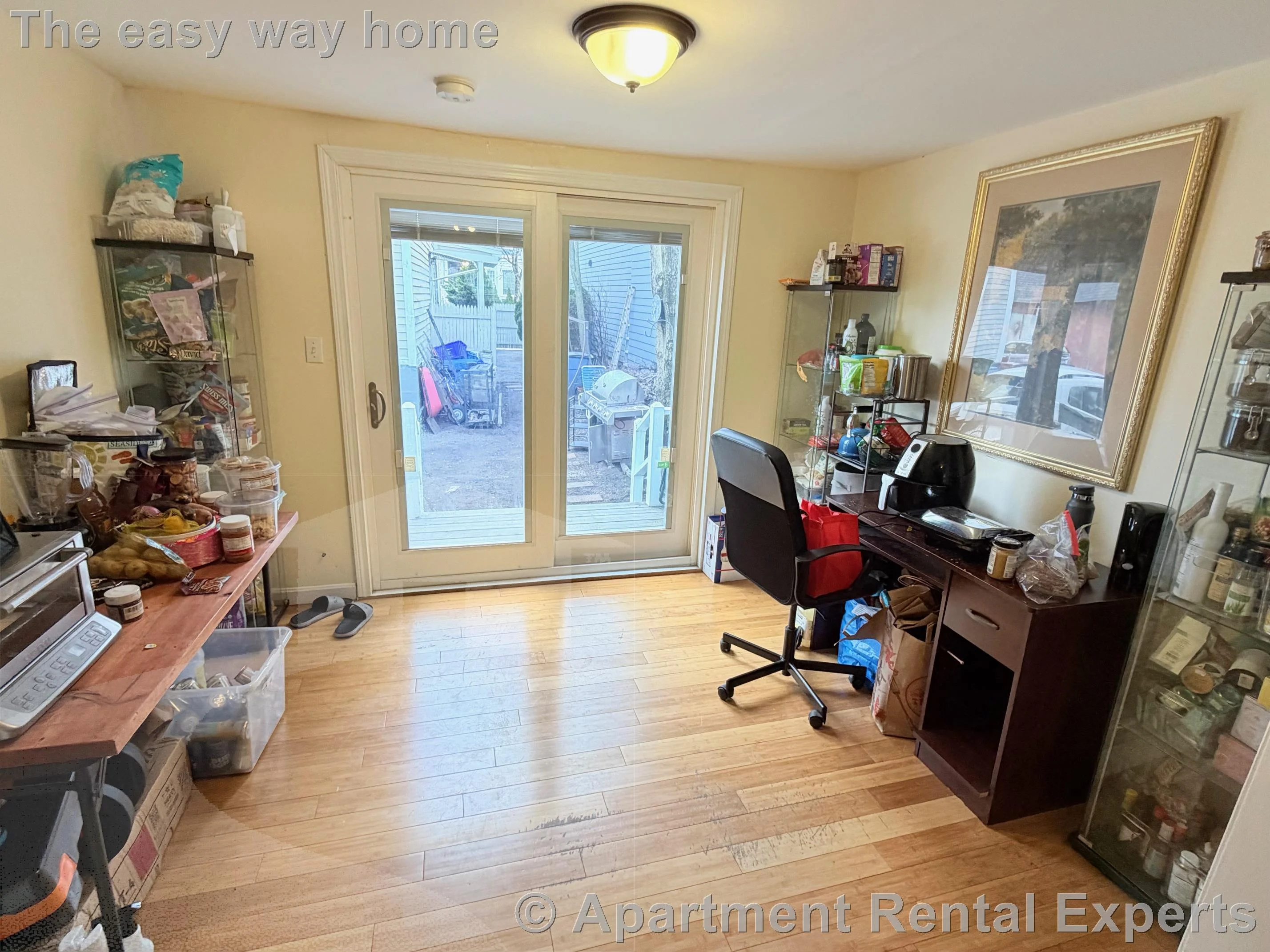 4 bed, 2 bath apartment for rent at 4 Saint Mary Rd, Central Square — photo 7 of 25