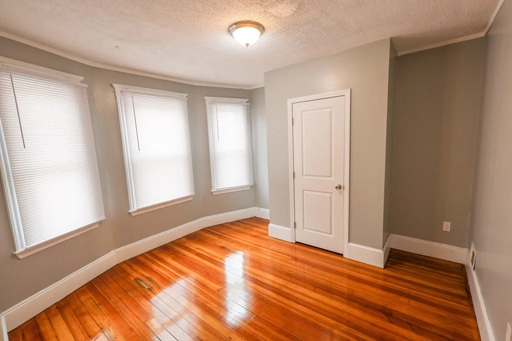 3 bed, 1 bath apartment for rent at 4 Standard St Unit 2, Mattapan — photo 14 of 14