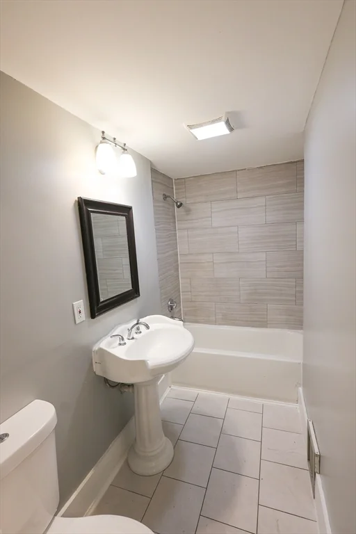 3 bed, 1 bath apartment for rent at 4 Standard St Unit 2, Mattapan — photo 6 of 14