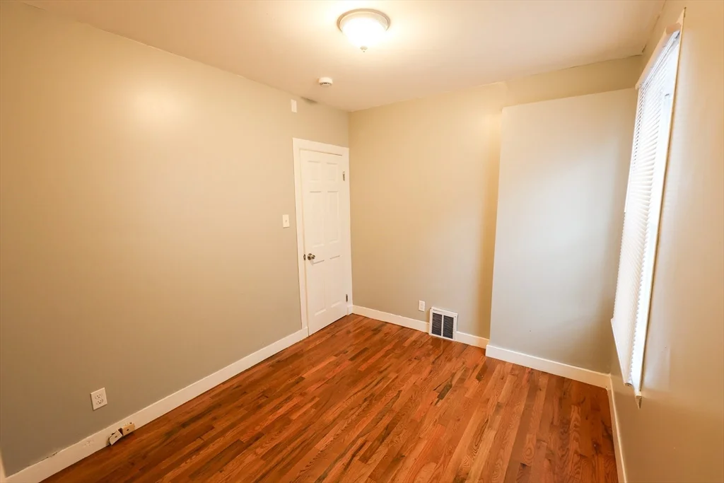 3 bed, 1 bath apartment for rent at 4 Standard St Unit 2, Mattapan — photo 12 of 14