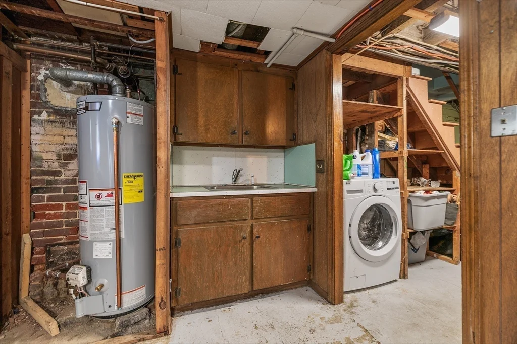 3 bed, 1 bath apartment for rent at 4 State St Unit 4, Milford — photo 20 of 23