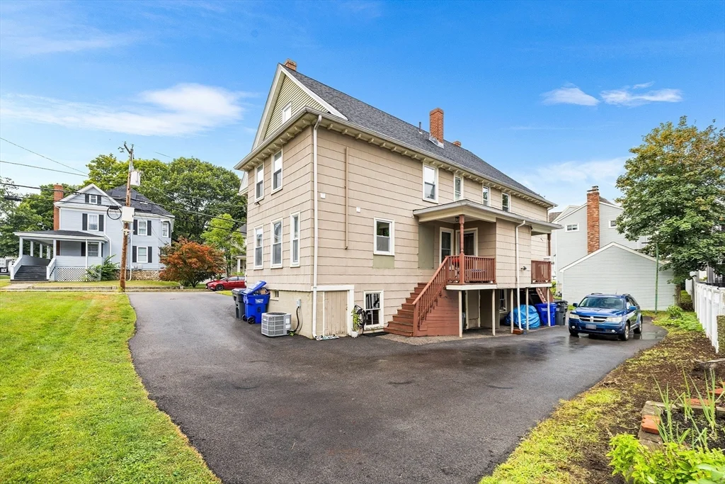 3 bed, 1 bath apartment for rent at 4 State St Unit 4, Milford — photo 3 of 23