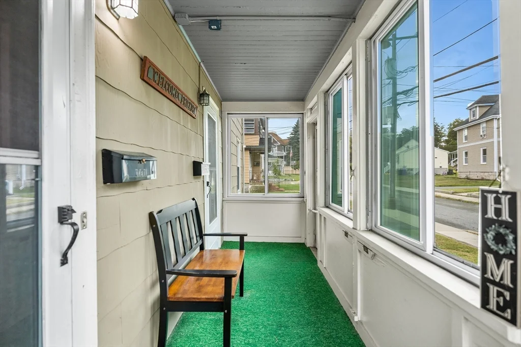 3 bed, 1 bath apartment for rent at 4 State St Unit 4, Milford — photo 4 of 23