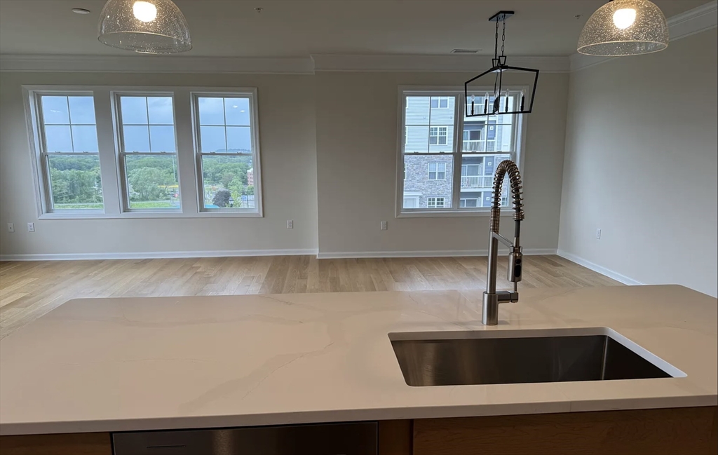 2 bed, 2 bath apartment for rent at 4 Stratton Dr Unit 205, Woburn — photo 4 of 17