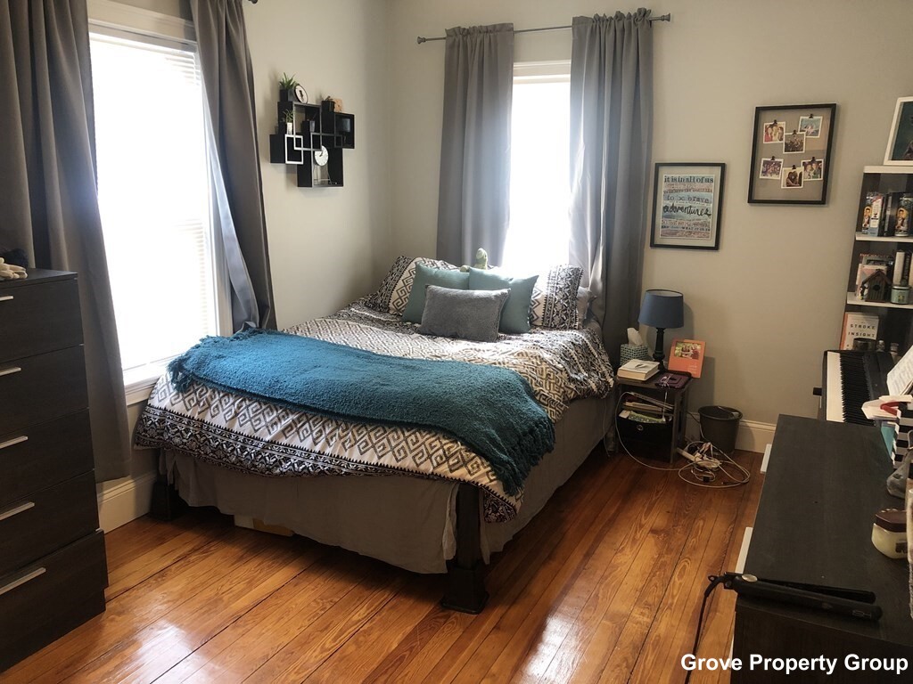 4 bed, 1.5 bath apartment for rent at 4 Sumner St Unit 195 E. Cottage - Unit 2, Dorchester — photo 5 of 9