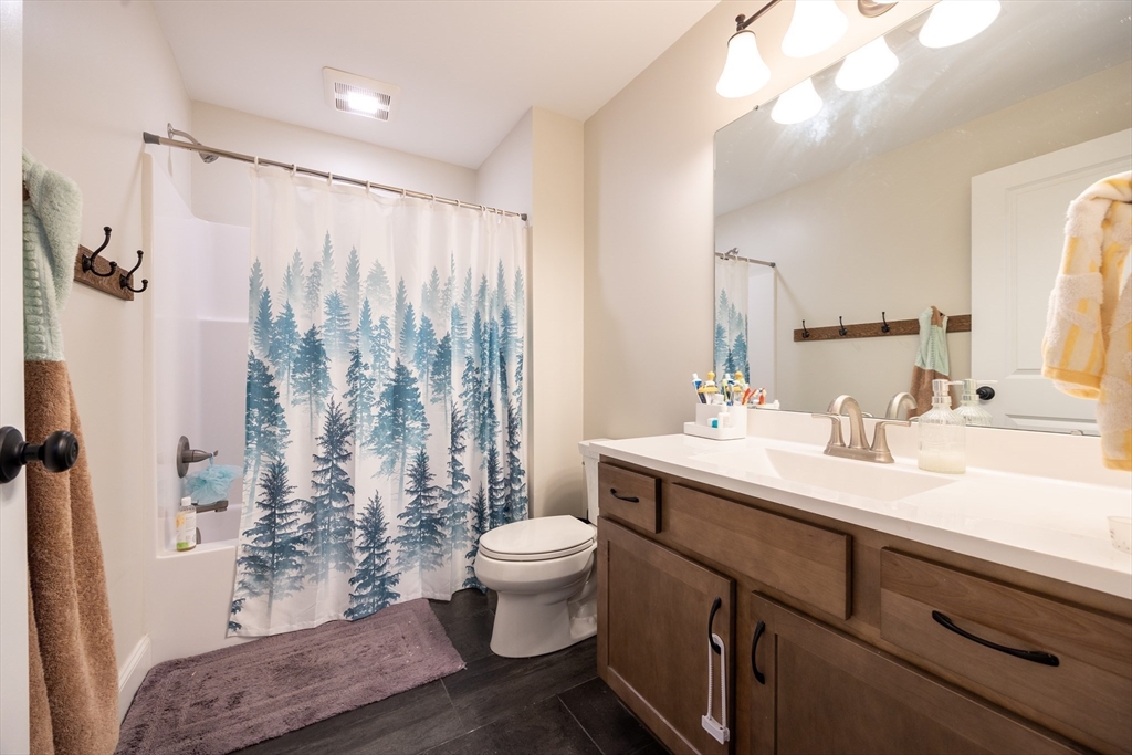 3 bed, 2 bath apartment for rent at 4 Tandem Dr Unit B, Westminster — photo 17 of 26