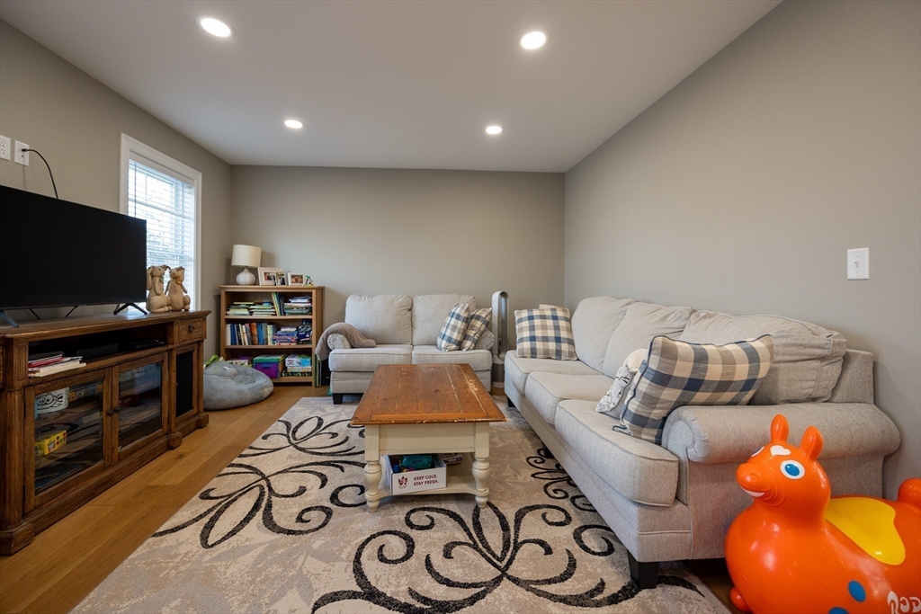 3 bed, 2 bath apartment for rent at 4 Tandem Dr Unit B, Westminster — photo 7 of 26