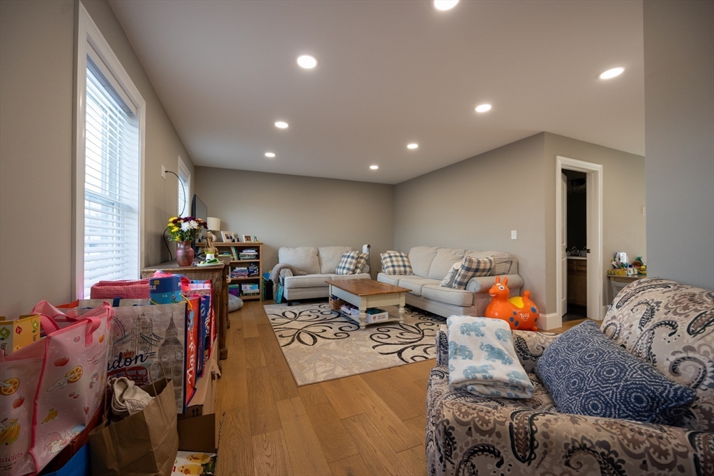 3 bed, 2 bath apartment for rent at 4 Tandem Dr Unit B, Westminster — photo 6 of 26