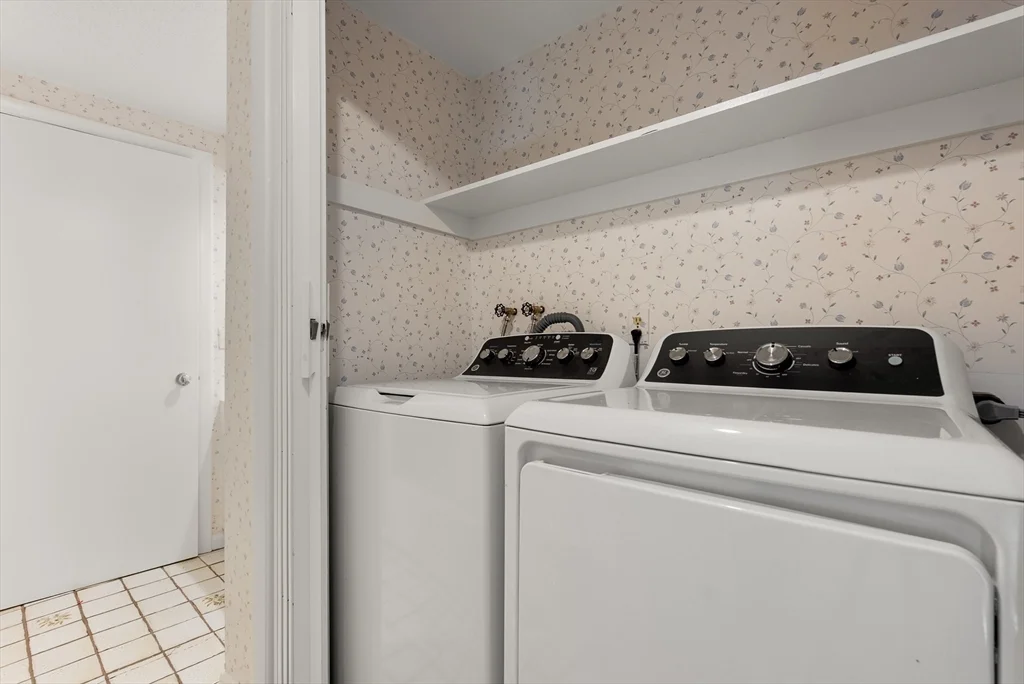 4 bed, 3 bath apartment for rent at 4 Tanglewood Rd, Manchester — photo 20 of 38