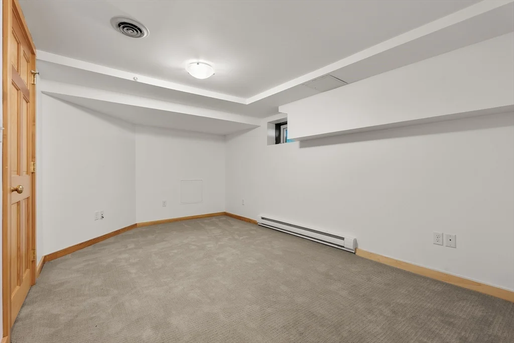 4 bed, 3 bath apartment for rent at 4 Tanglewood Rd, Manchester — photo 30 of 38