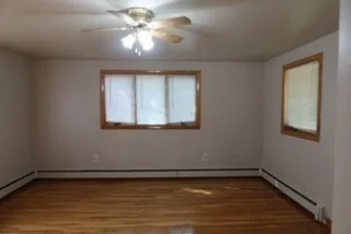 4 bed, 1 bath apartment for rent at 4 Thurston St, Foxboro — photo 8 of 32