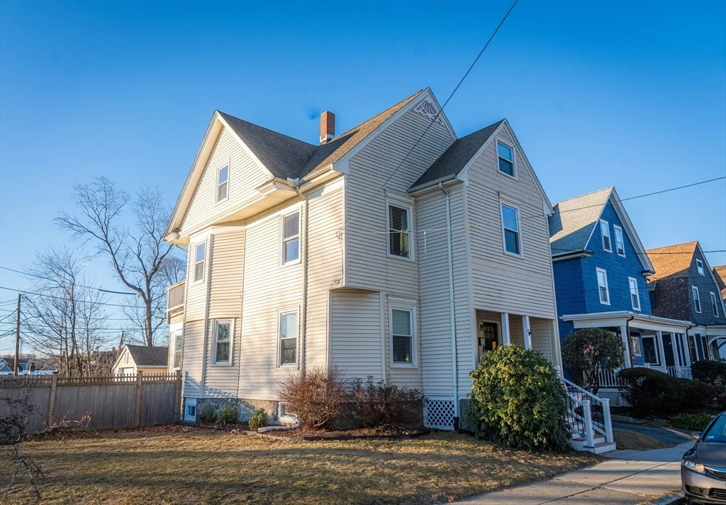 4 bed, 2 bath apartment for rent at 4 Tyndale St Unit 2, Roslindale — photo 19 of 20