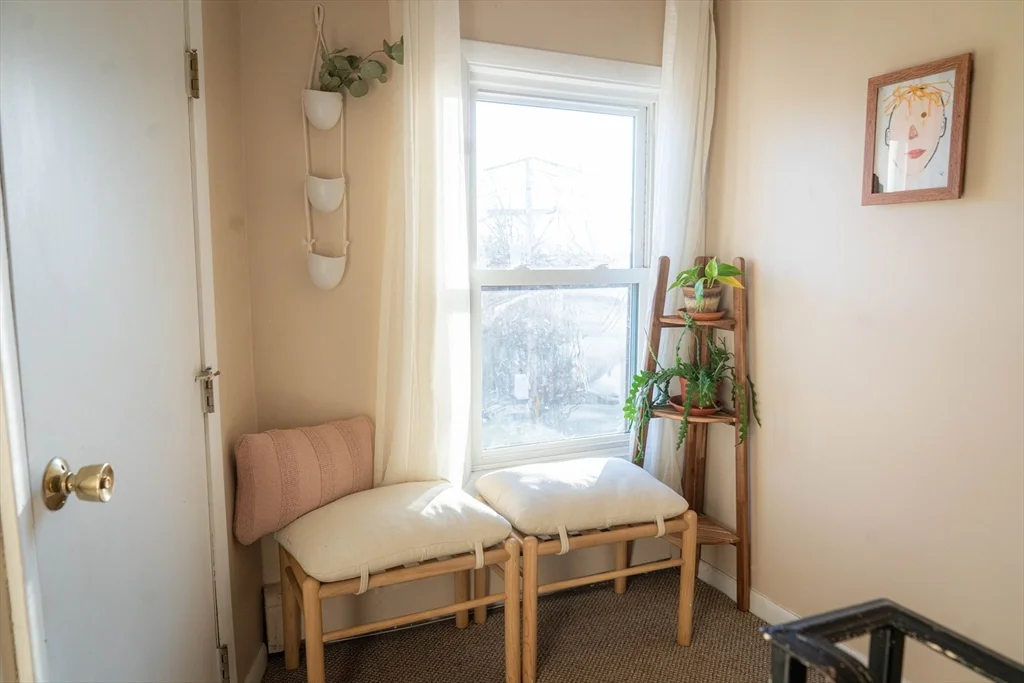 4 bed, 2 bath apartment for rent at 4 Tyndale St Unit 2, Roslindale — photo 13 of 20