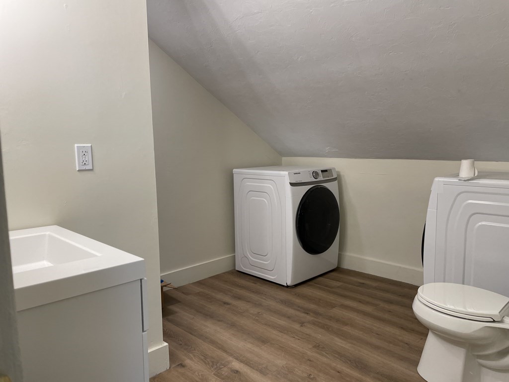 2 bed, 1 bath apartment for rent at 4 Underwood Ct Unit 3, Westborough — photo 15 of 16