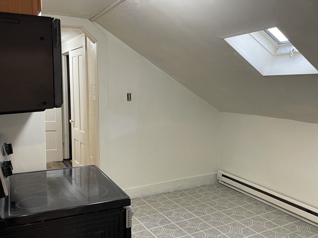 2 bed, 1 bath apartment for rent at 4 Underwood Ct Unit 3, Westborough — photo 6 of 16
