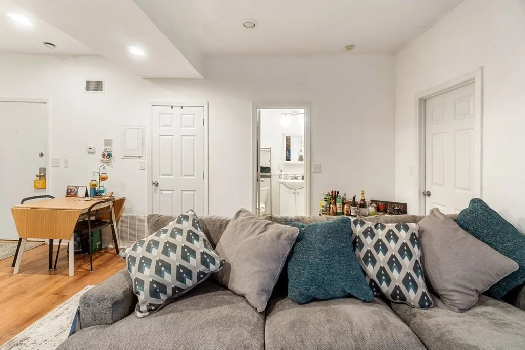 2 bed, 1 bath apartment for rent at 4 Union Park St Unit 1, South End — photo 7 of 28