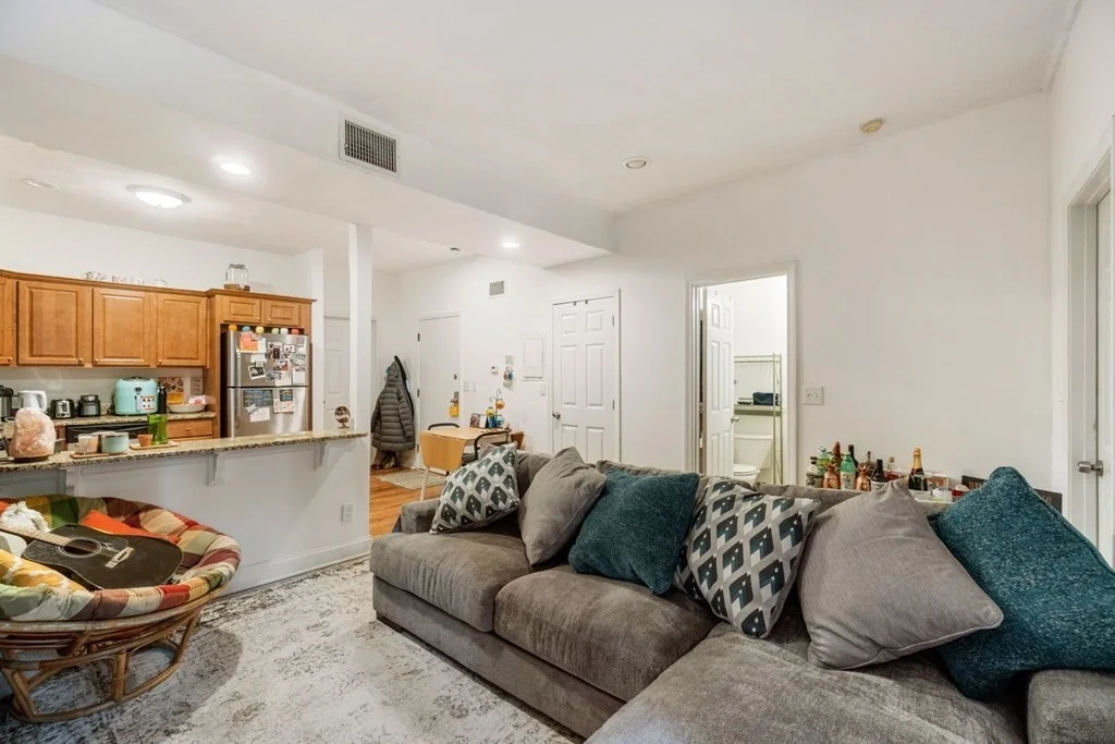 2 bed, 1 bath apartment for rent at 4 Union Park St Unit 1, South End — photo 2 of 28